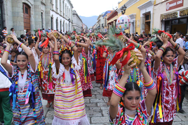 ГЕЛАГЕТЦА, фестиваль Оахака